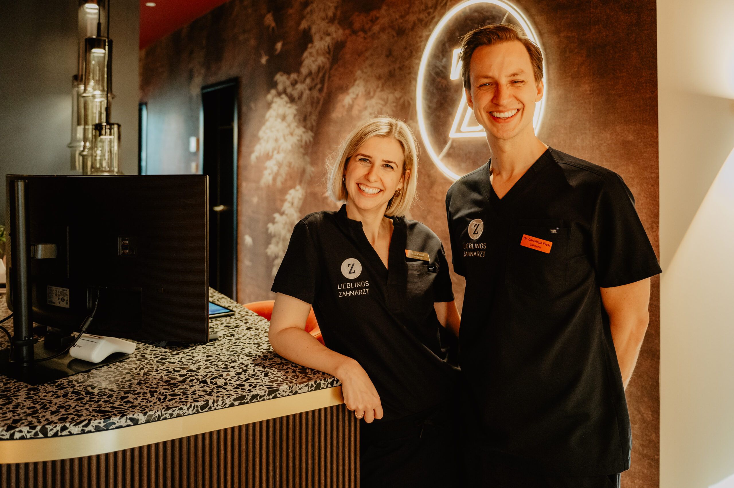 Das Team der Zahnarztpraxis in Düsseldorf